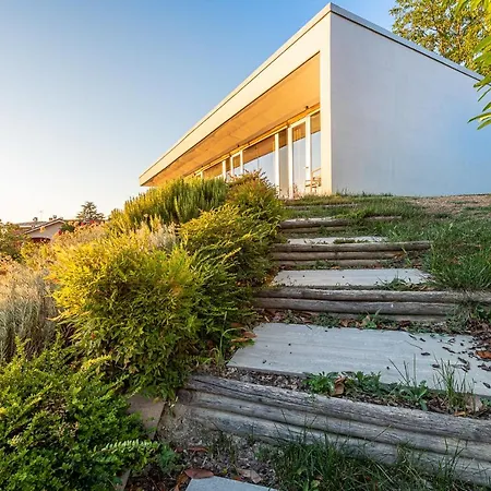 Anna, Luxury And Private Pool Villa