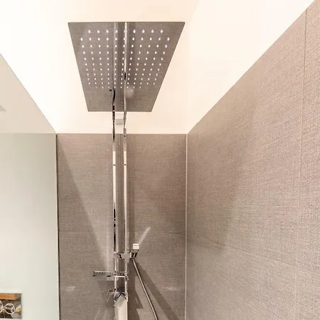 Anna, Luxury And Private Pool Villa Alba (Piedmont)