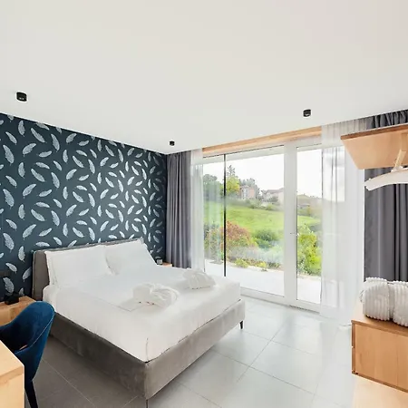 Anna, Luxury And Private Pool *