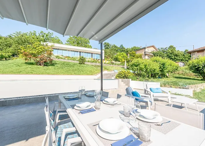 Anna, Luxury And Private Pool Villa *
