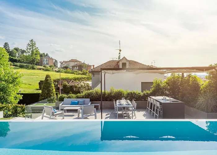 Anna, Luxury And Private Pool Alba (Piedmont)