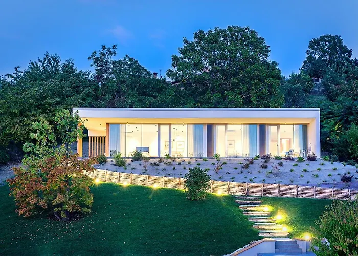 Anna, Luxury And Private Pool Villa *