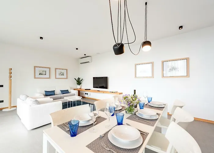 Anna, Luxury And Private Pool Villa Alba (Piedmont)