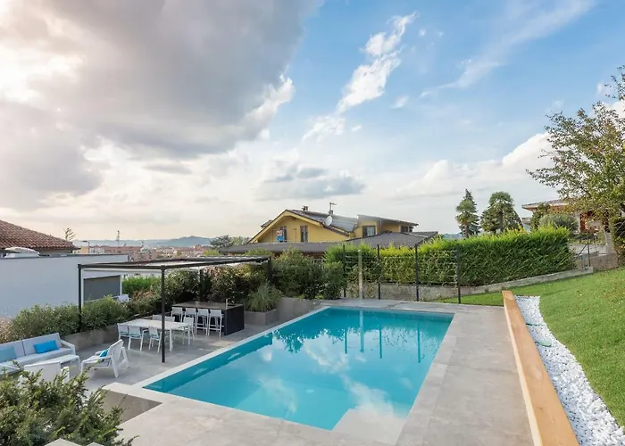 Anna, Luxury And Private Pool Villa *